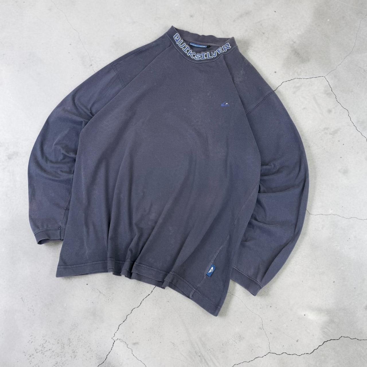 Quiksilver Vintage Y2K Surfwear distressed sun faded logo long sleeve T-Shirt