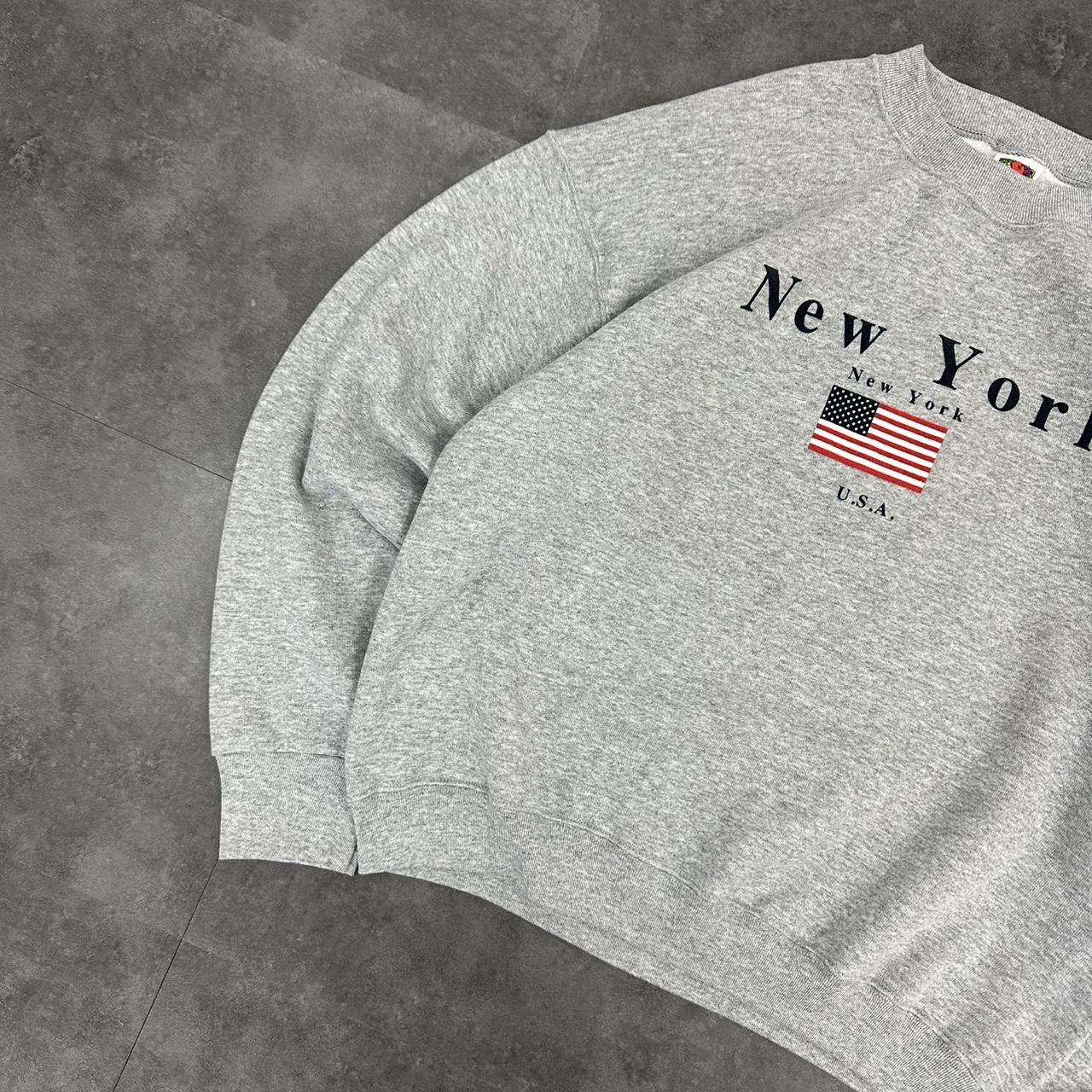 Vintage 2000’s New York grey sweatshirt