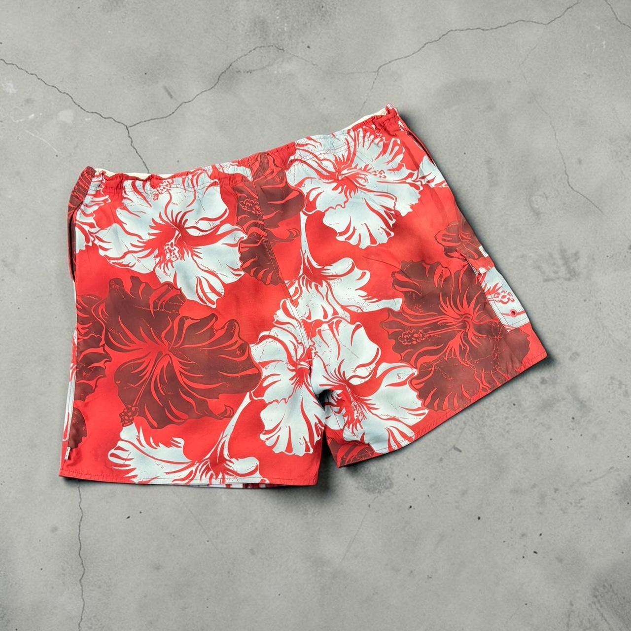 Quiksilver floral surfer vintage Y2K Surfwear beach swim board shorts