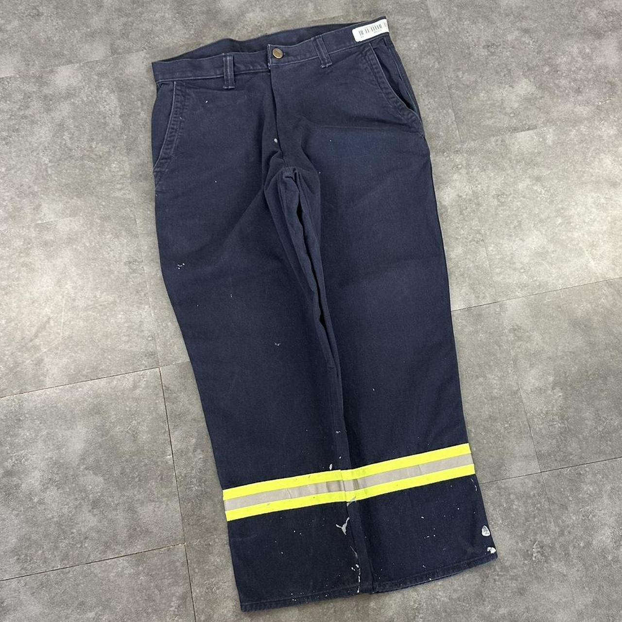 Carhartt 2000s dungaree workwear comfort fit denim cargo trousers