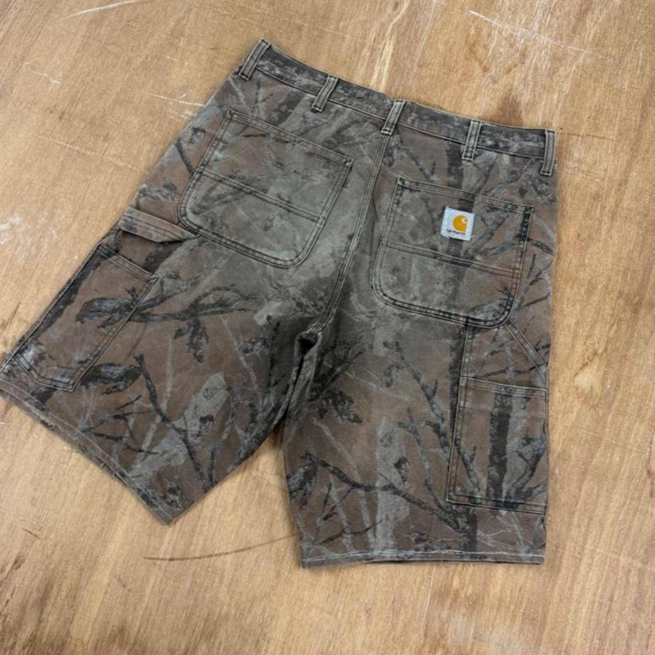 Carhartt 2000s Realtree camo relaxed fit carpenter shorts