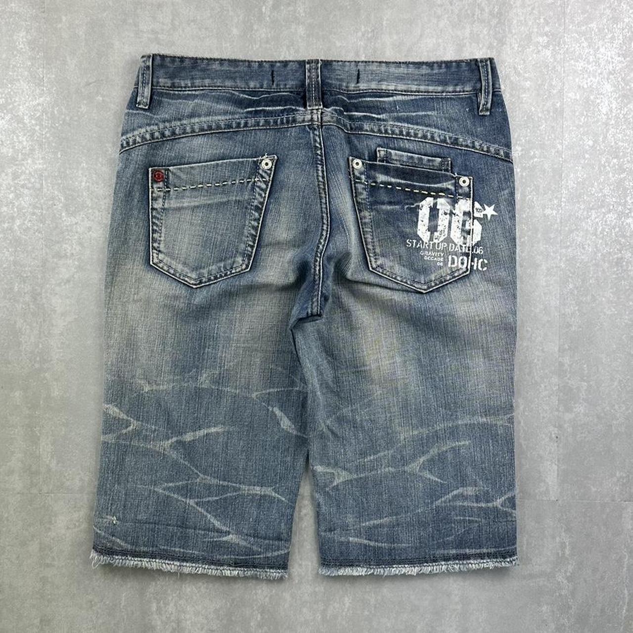 German rave style distressed 2000s spellout carpenter fit skate jorts