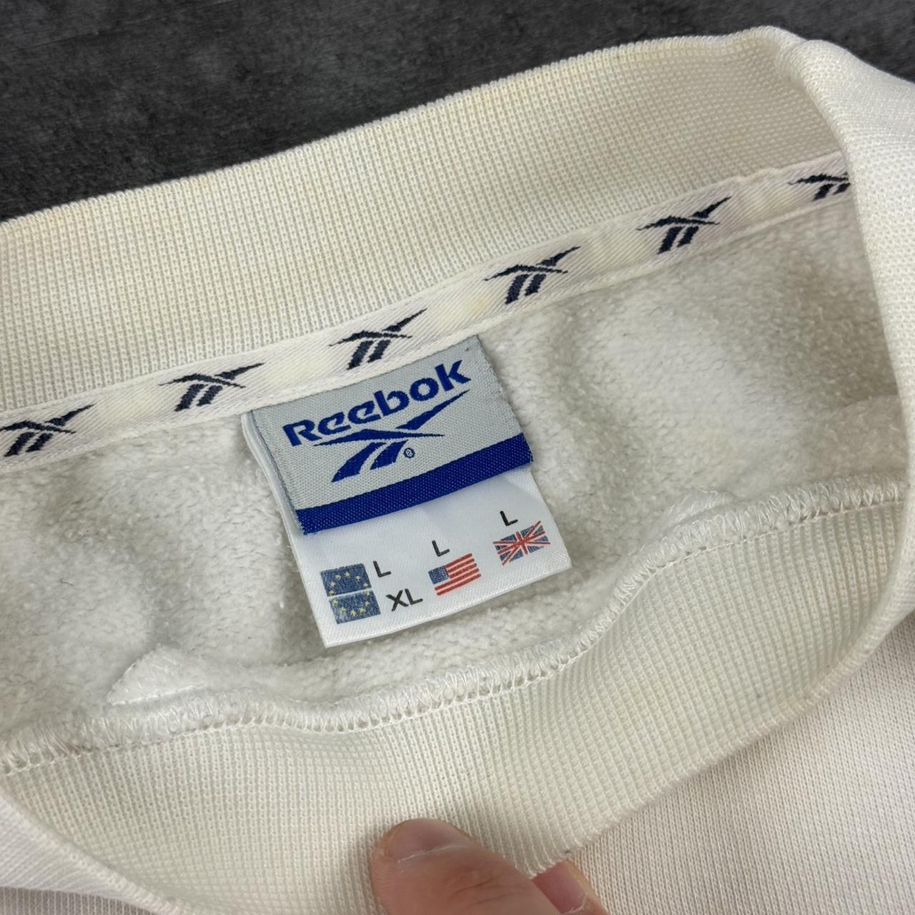 Vintage Reebok 90s Italian sportwear mini Logo classic embroidered sweatshirt