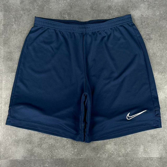 Nike 2000s baggy vintage sportswear track short