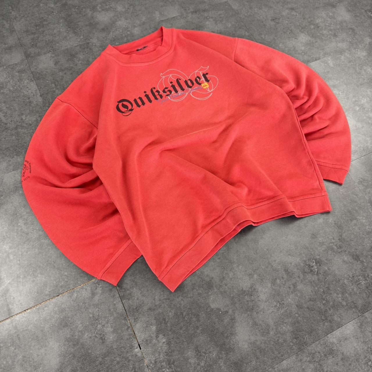 Quiksilver Vintage 2000s old English Surfwear company grunge y2k spellout sweatshirt