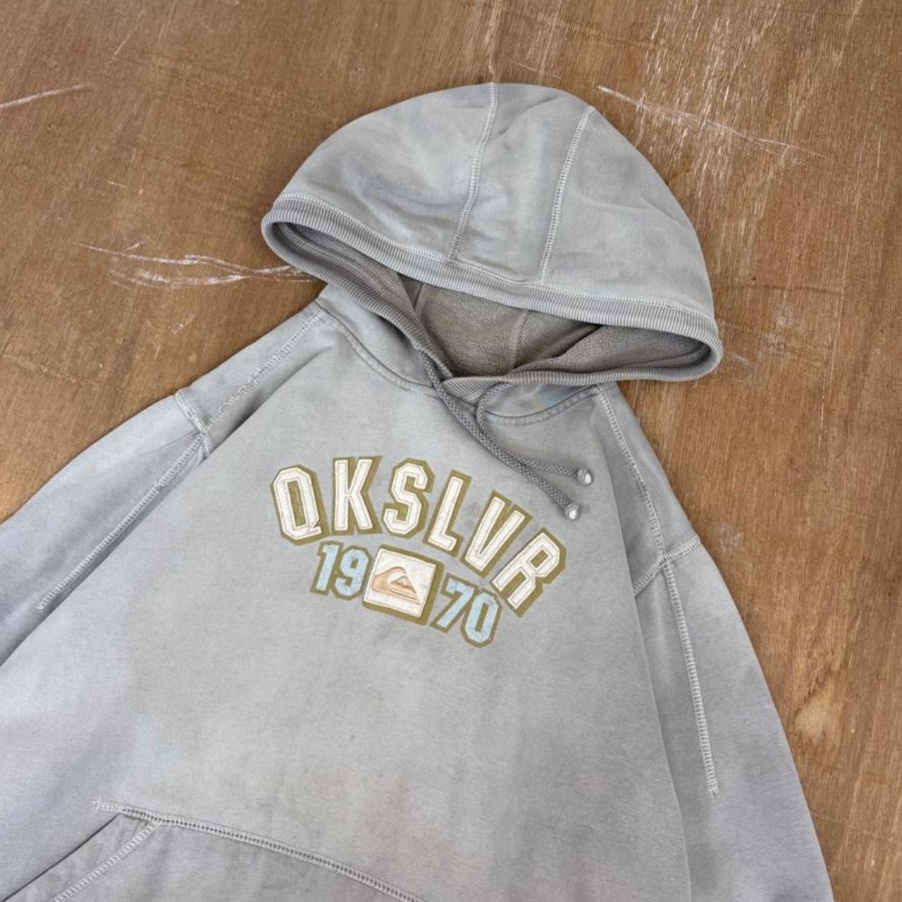 Quicksilver vintage Y2K Surfwear 2000s hoodie