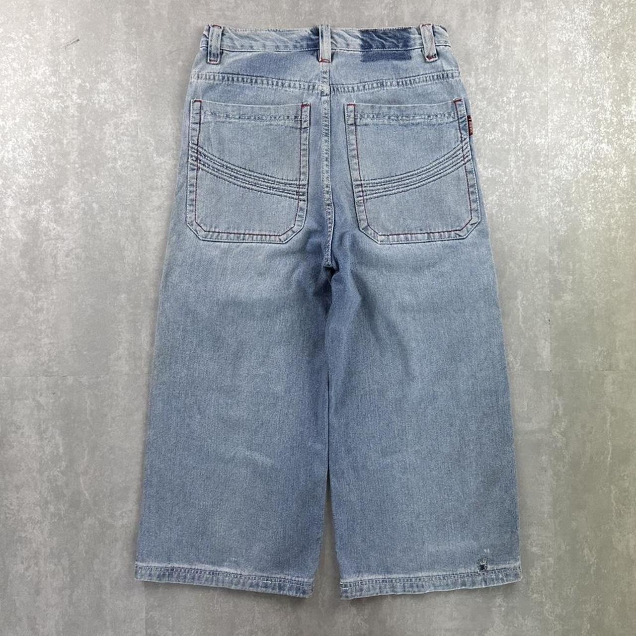 Japanese style 2000s spellout carpenter fit skate jorts