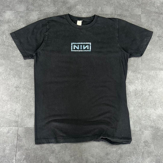 Nine Inch Nails Tour 2000s logo Print Logo graphic T shirt