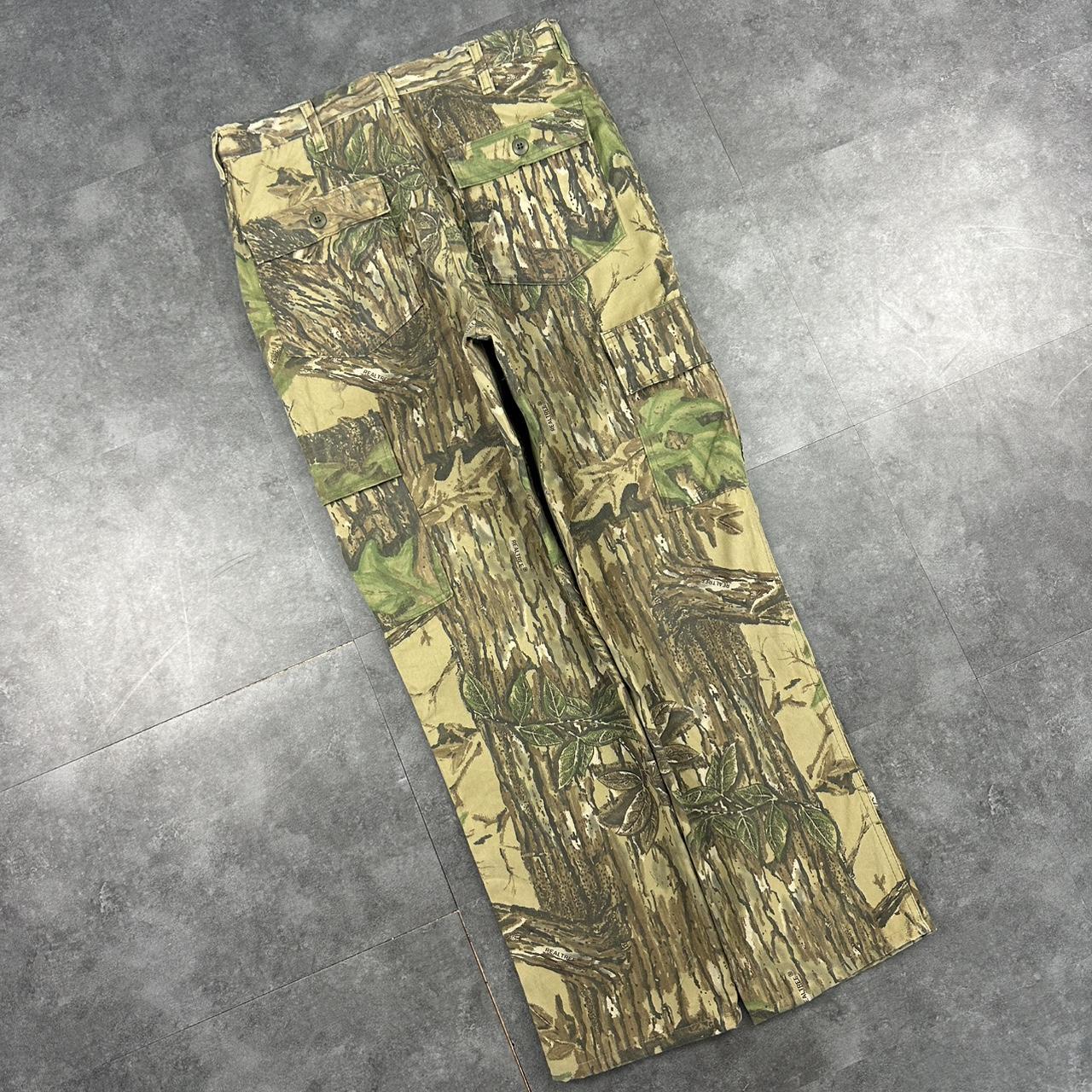 Mossy oak camo real tree foliage 2000s dungaree workwear cargo trousers