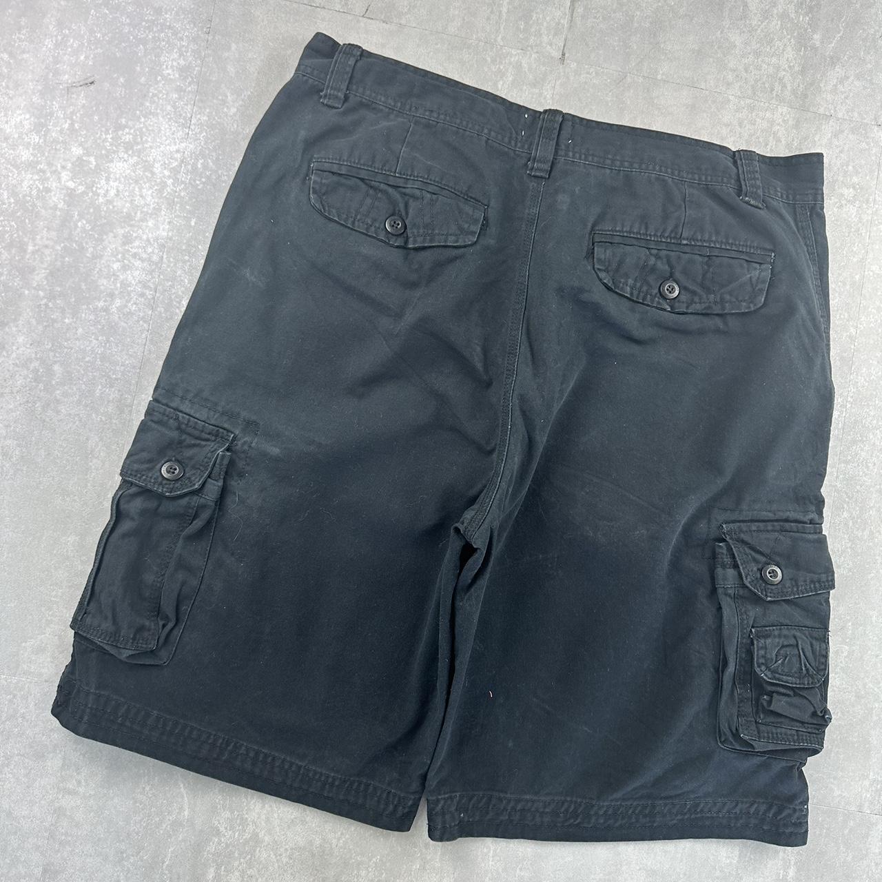 Ecko Unltd 2000s cargo shorts