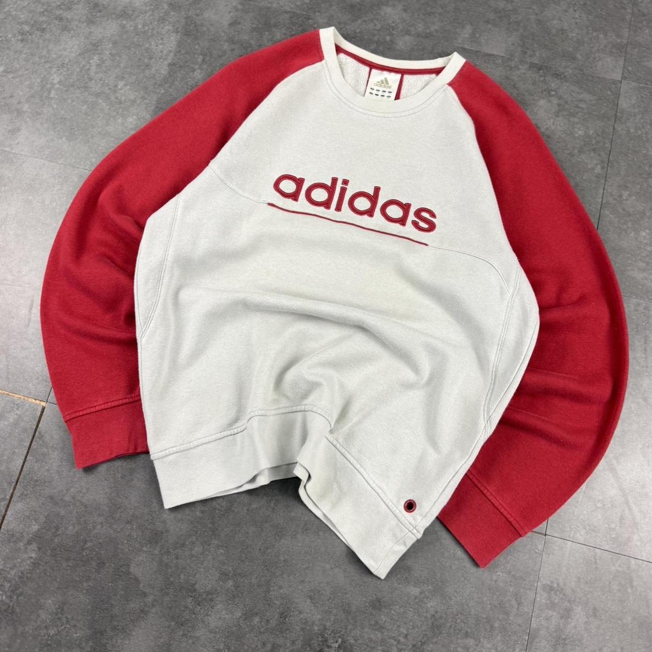 Vintage Adidas 90s embroidered pullover sportswear sweatshirt