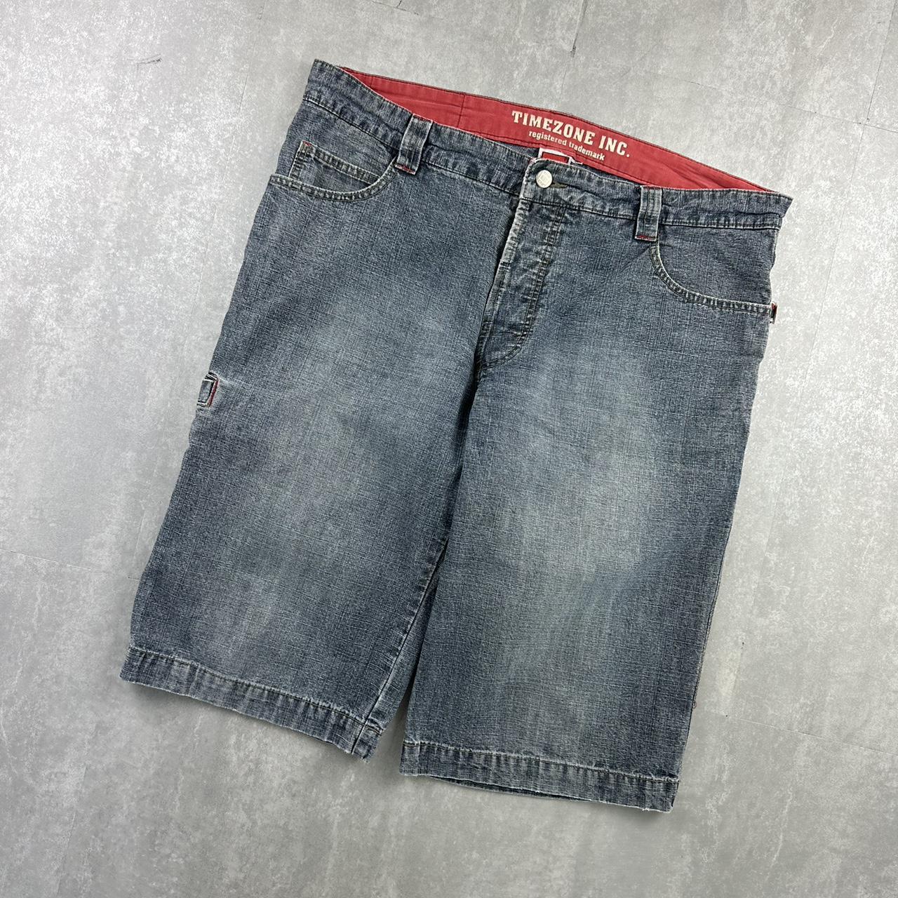 Japanese style 2000s spellout carpenter fit skate jorts