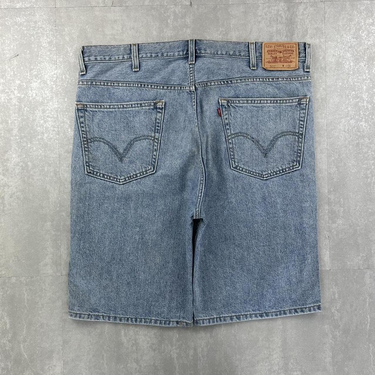 Levis 505 2000s spellout carpenter fit skate jorts