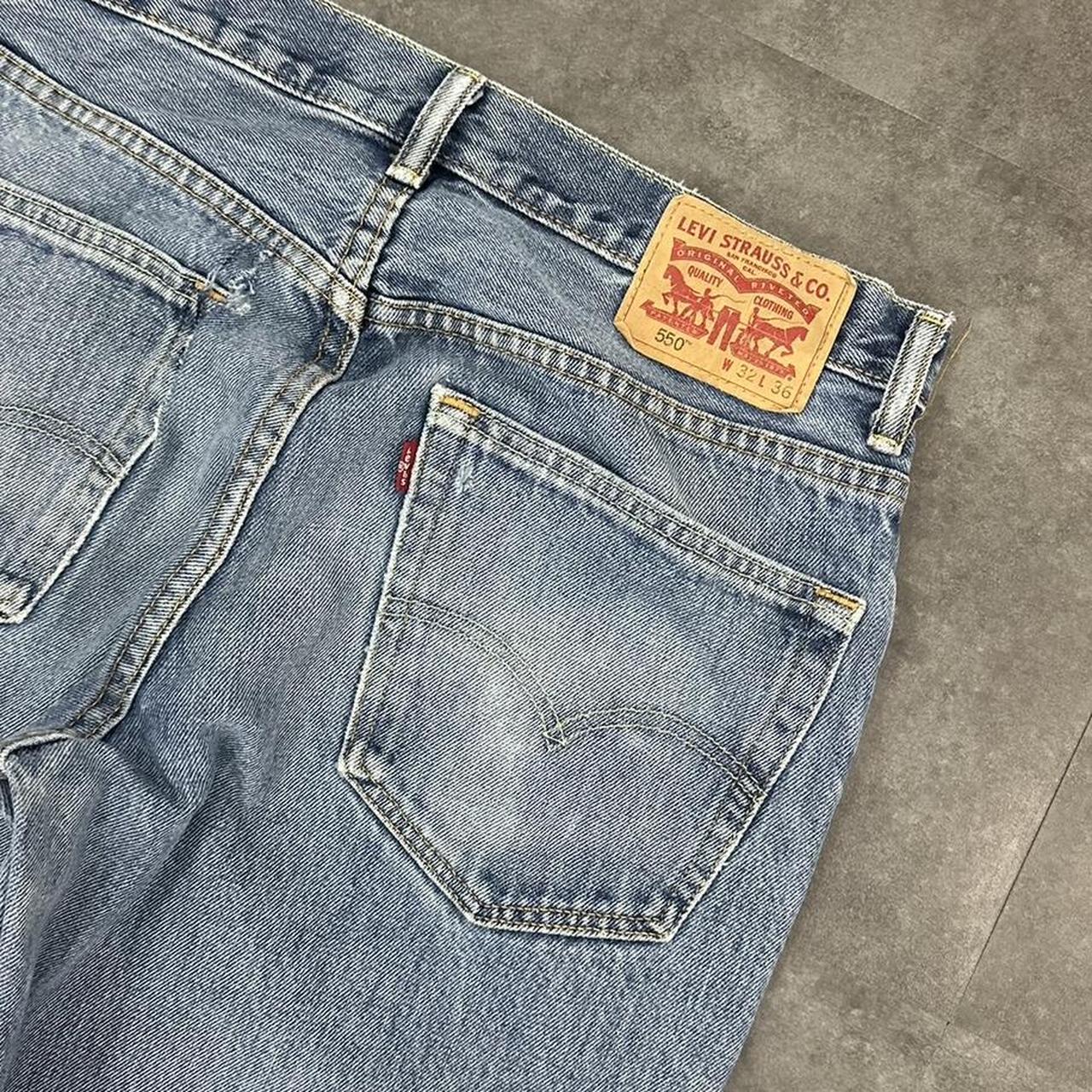 Levi’s 550 straight relaxed fit baggy jeans