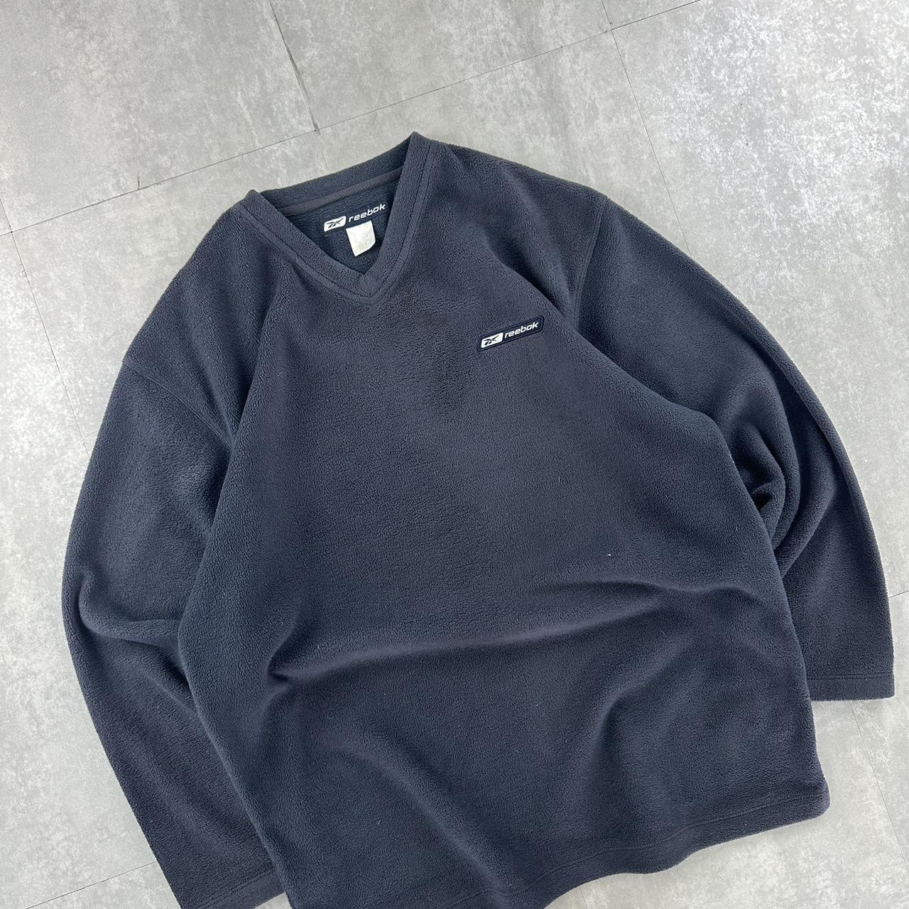 Reebok 2000s fleece V neck sweatshirt