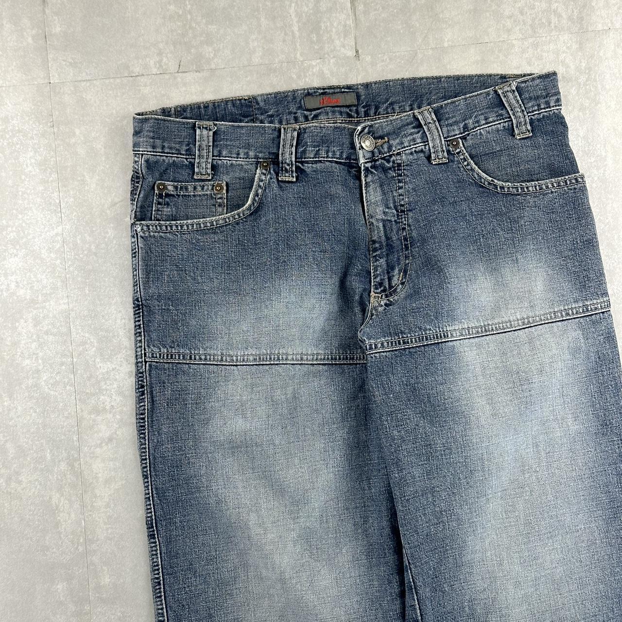 Japanese style 2000s spellout carpenter fit skate cargo jorts