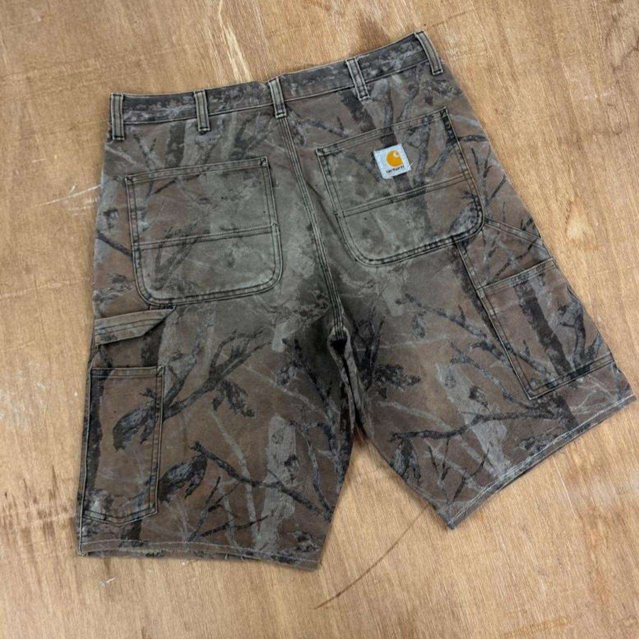 Carhartt 2000s Realtree camo relaxed fit carpenter shorts