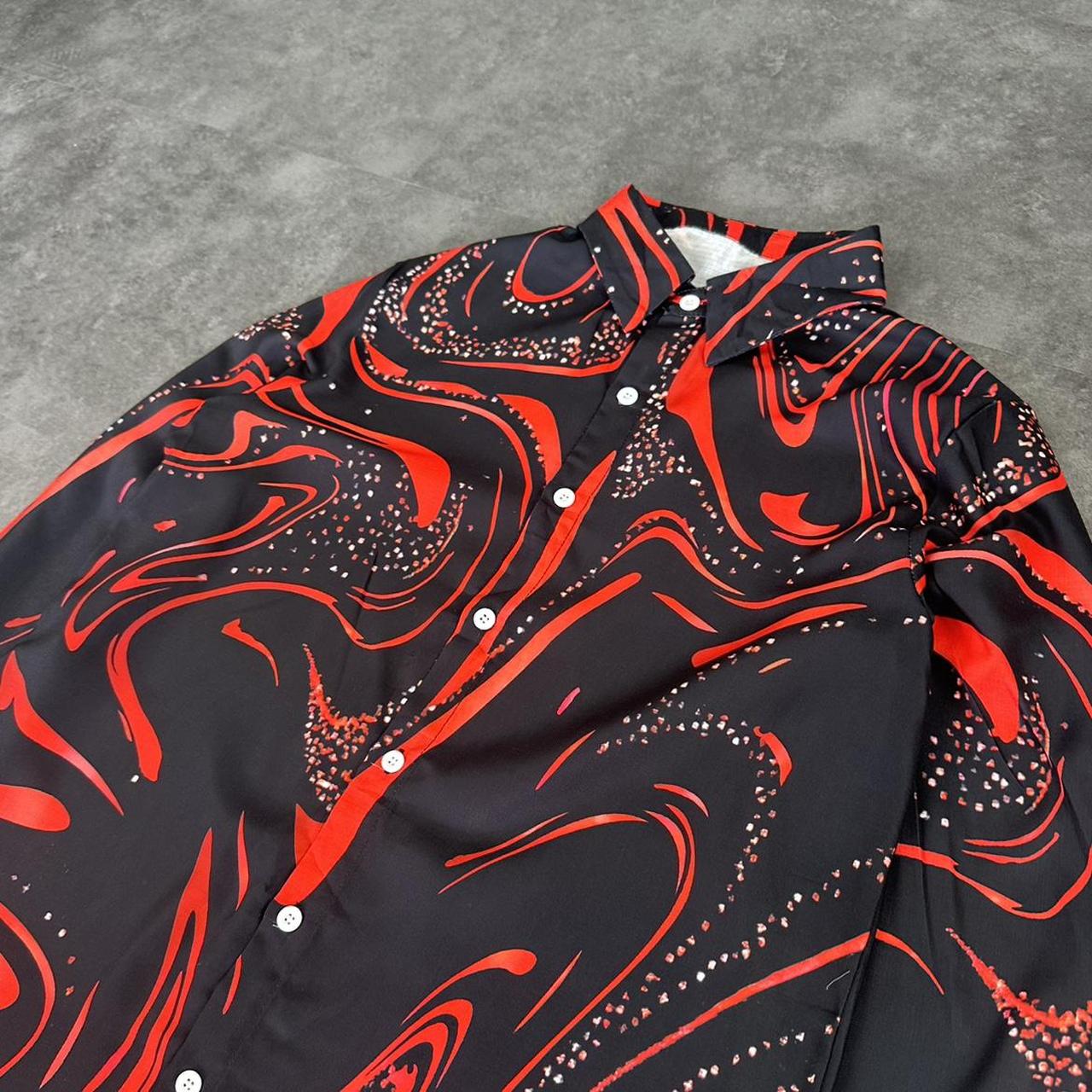 Red and Black 2000s vintage 90s Y2K lightweight Summer racing button down bowling Shirt