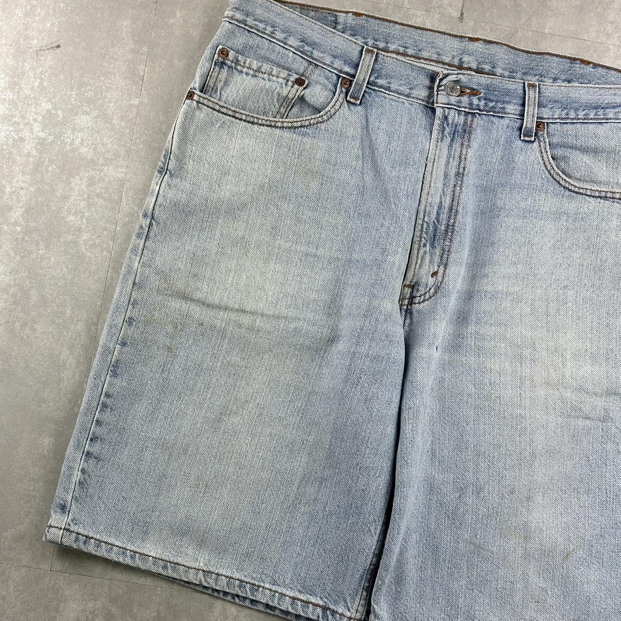 Levi’s 2000s carpenter baggy Jorts