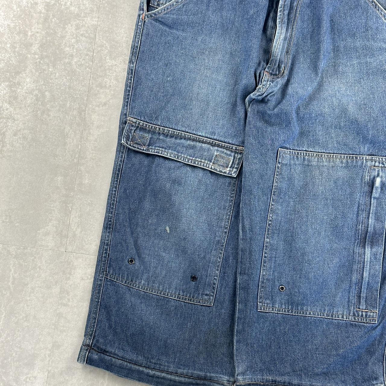 Japanese style 2000s spellout carpenter fit skate jorts