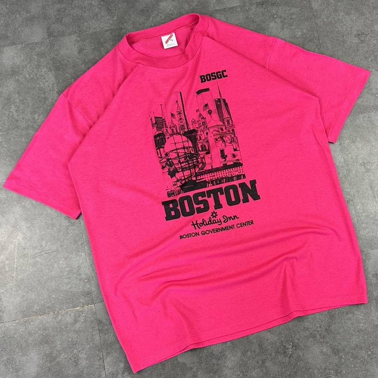Jerzees 2000s American logo Boston Spellout graphic T shirt