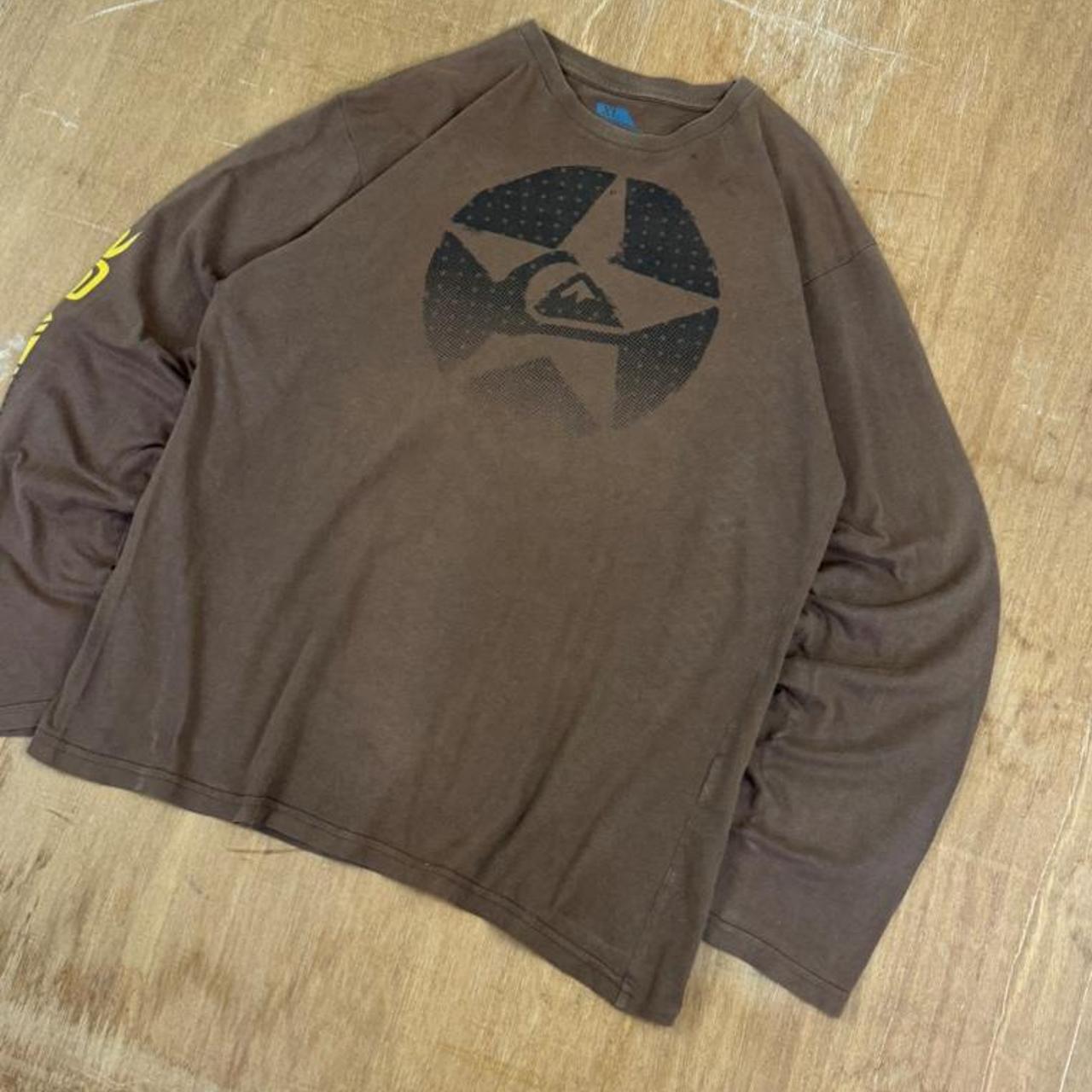 Quiksilver Surfwear brown Y2K long sleeve shirt