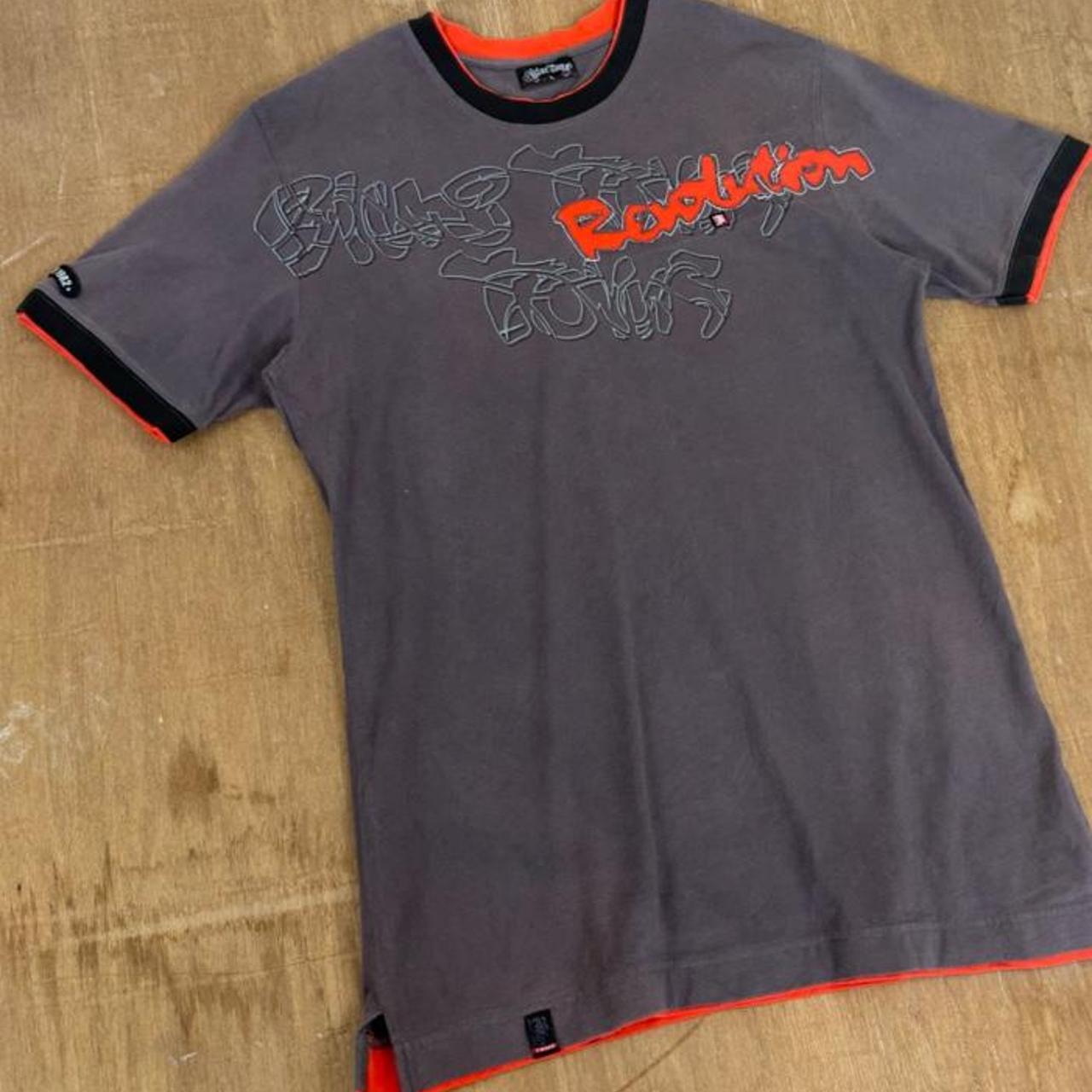 Blue Toms revolution Surfwear grey and orange Y2K T-Shirt