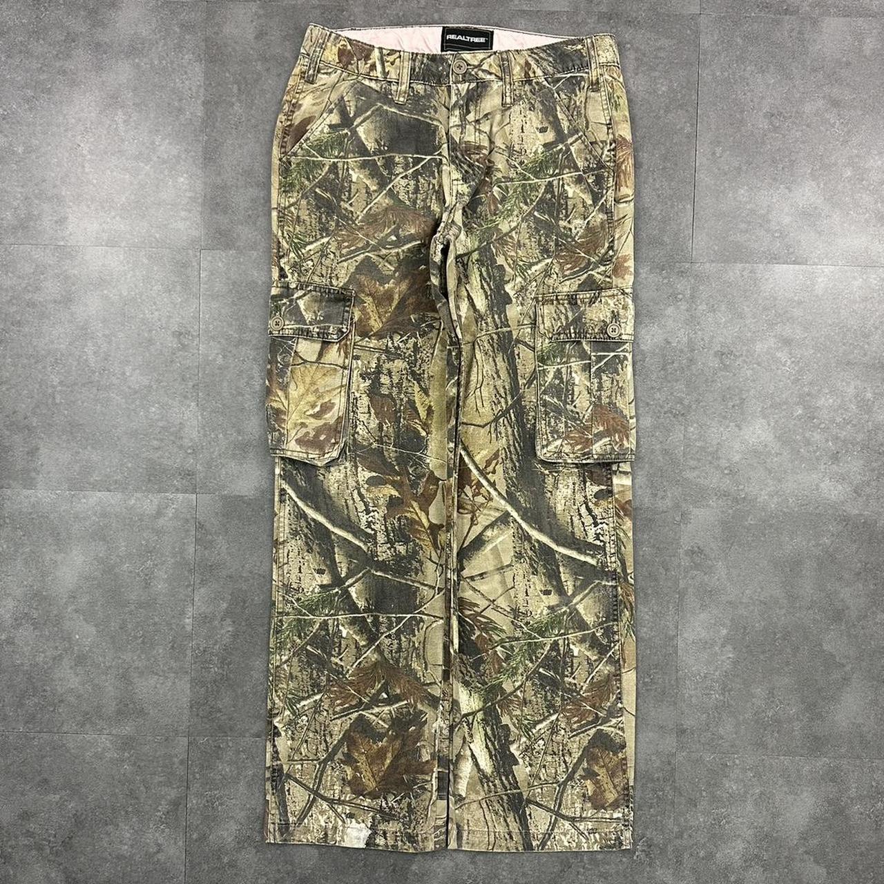 Women’s Realtree camo Mossy oak 2000s dungaree workwear cargo trousers