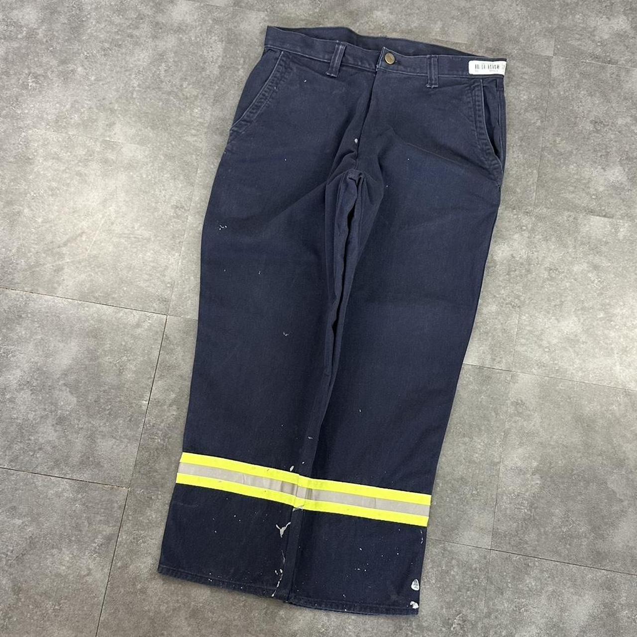 Carhartt 2000s dungaree workwear comfort fit denim cargo trousers