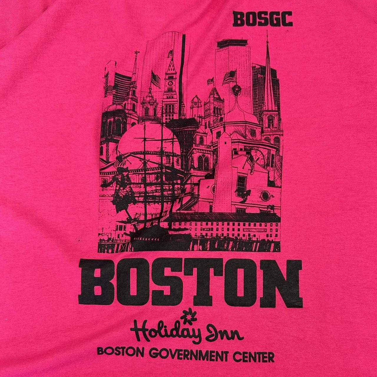 Jerzees 2000s American logo Boston Spellout graphic T shirt