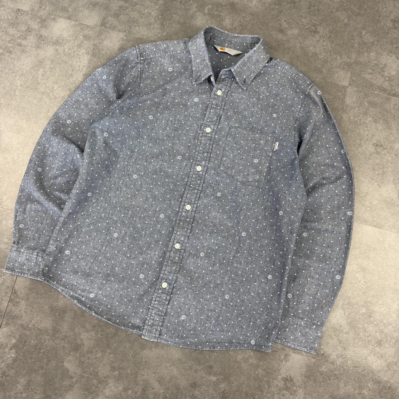 Carhartt rugged outdoor wear 2000s style cotton shirt