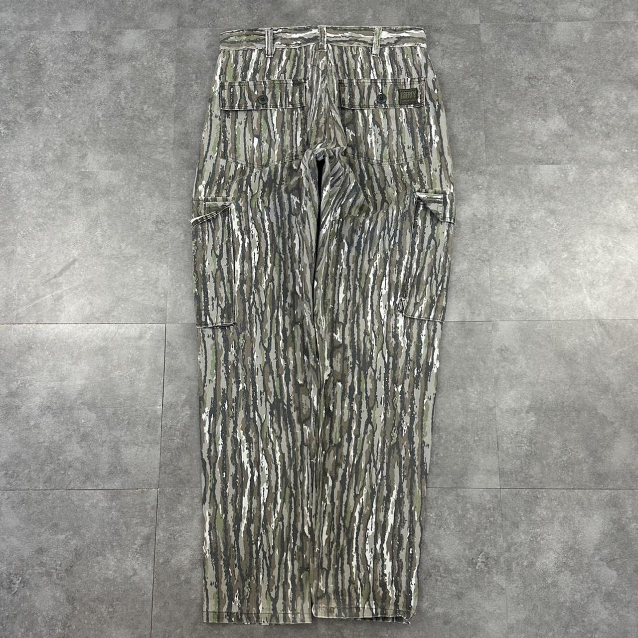 Realtree camo Mossy oak 2000s dungaree workwear cargo trousers