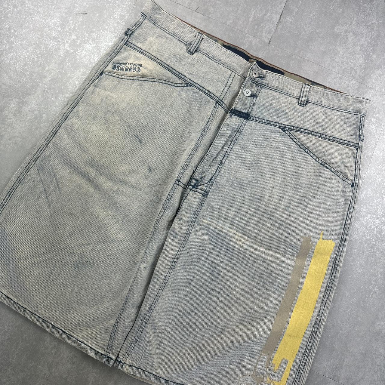 M+CR Noir 2000s spellout carpenter style jorts