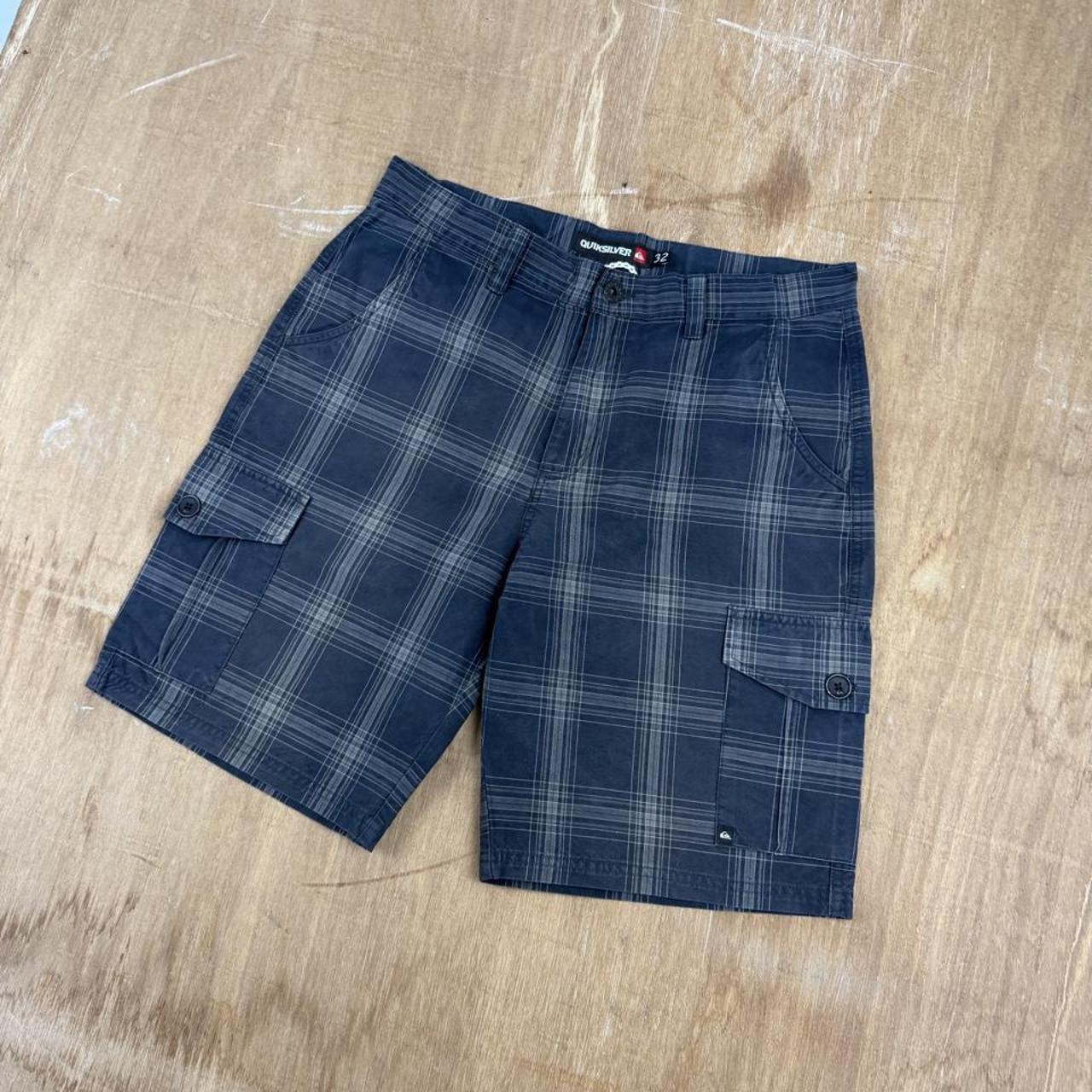 Quiksilver checked Surfwear Y2K cargo shorts