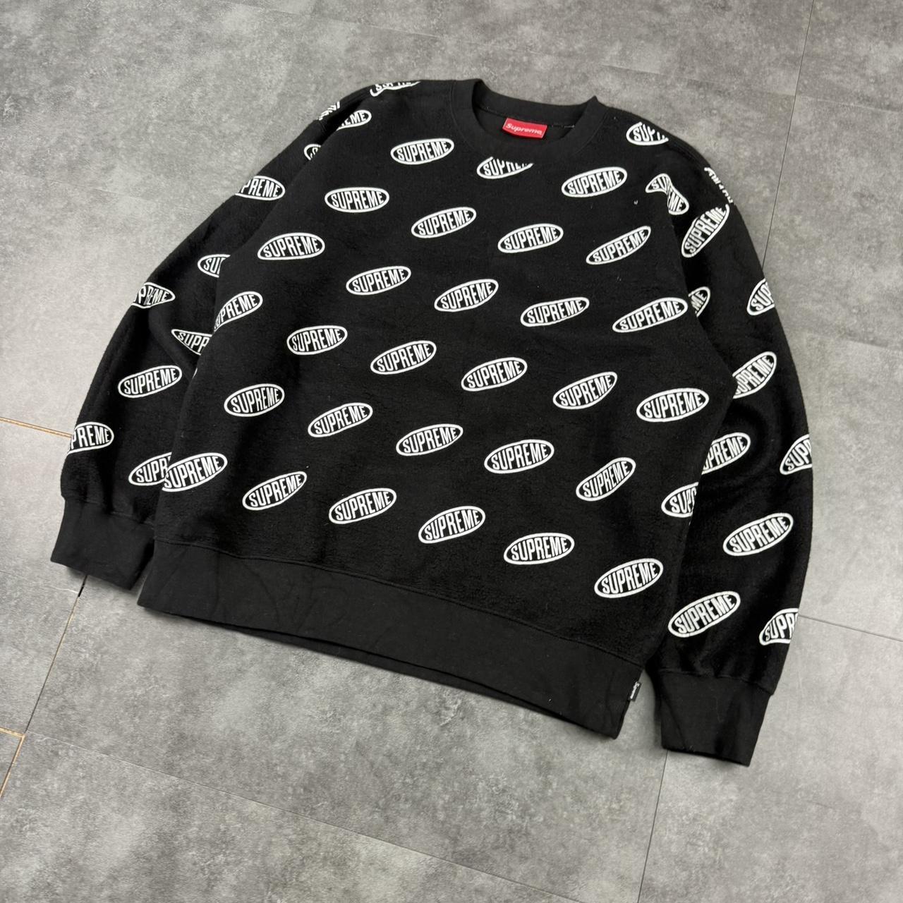 Supreme F/W 2018 Oval Logo Crew deck sweatshirt