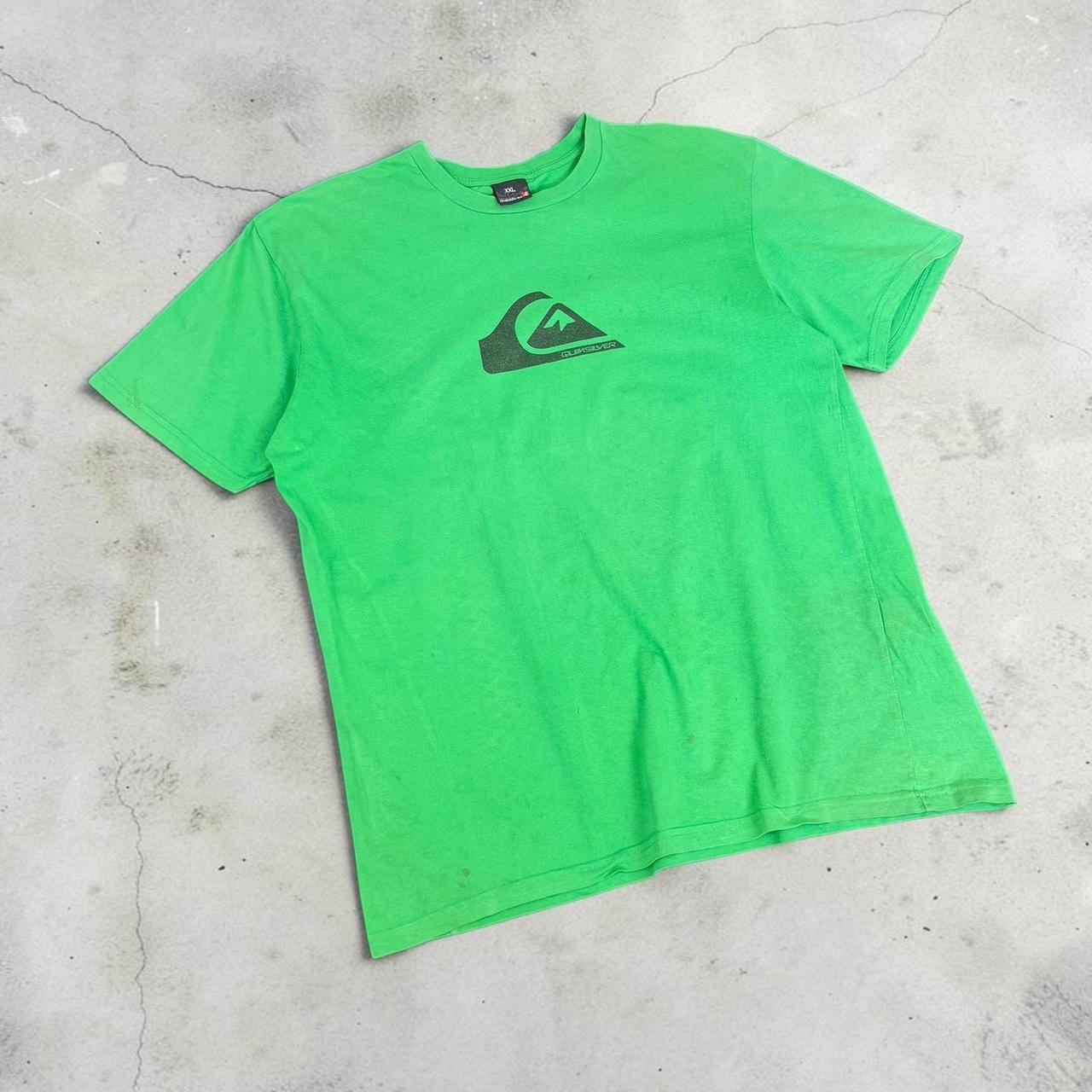Quiksilver distressed Vintage Y2K Surfwear logo T-Shirt