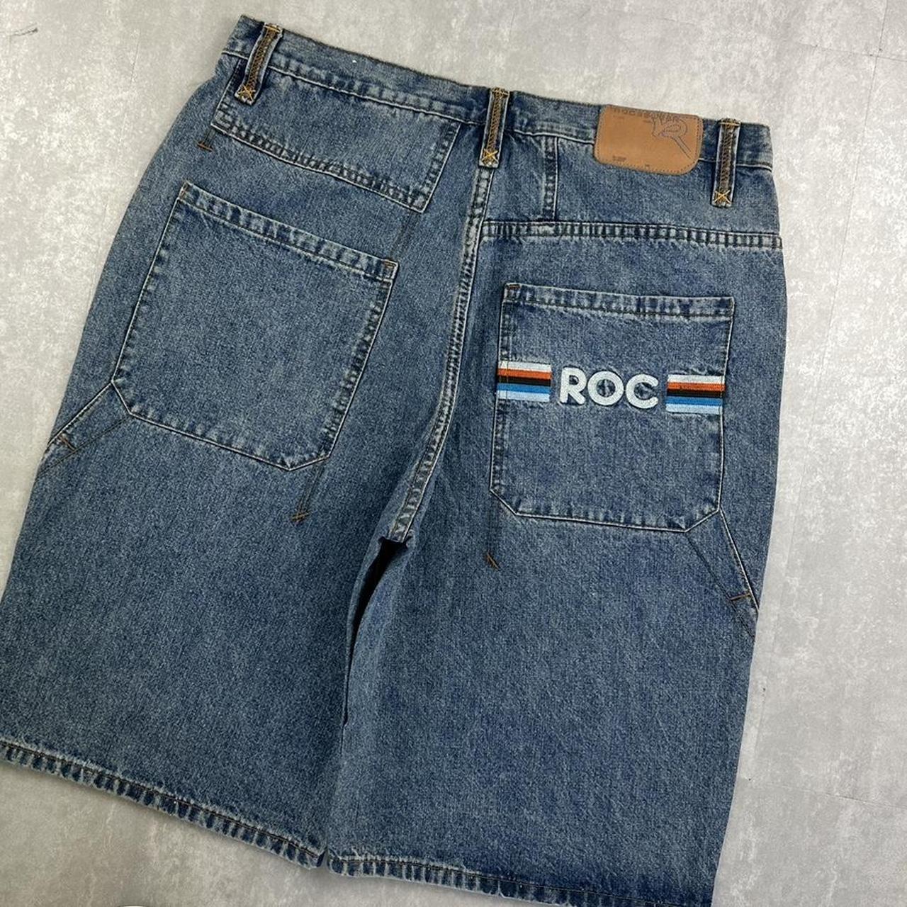 Rocawear 2000s spellout carpenter fit skate jorts