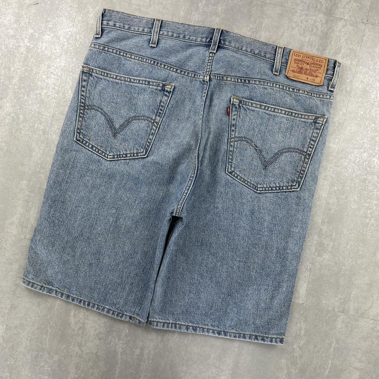 Levis 505 2000s spellout carpenter fit skate jorts