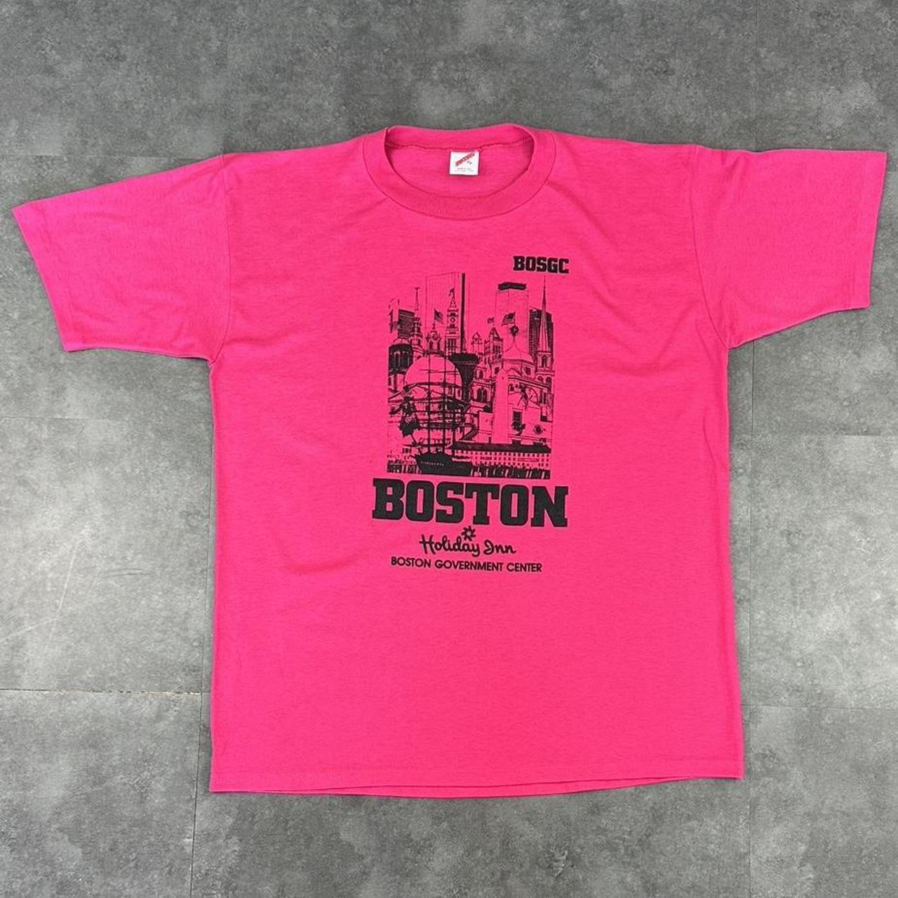 Jerzees 2000s American logo Boston Spellout graphic T shirt