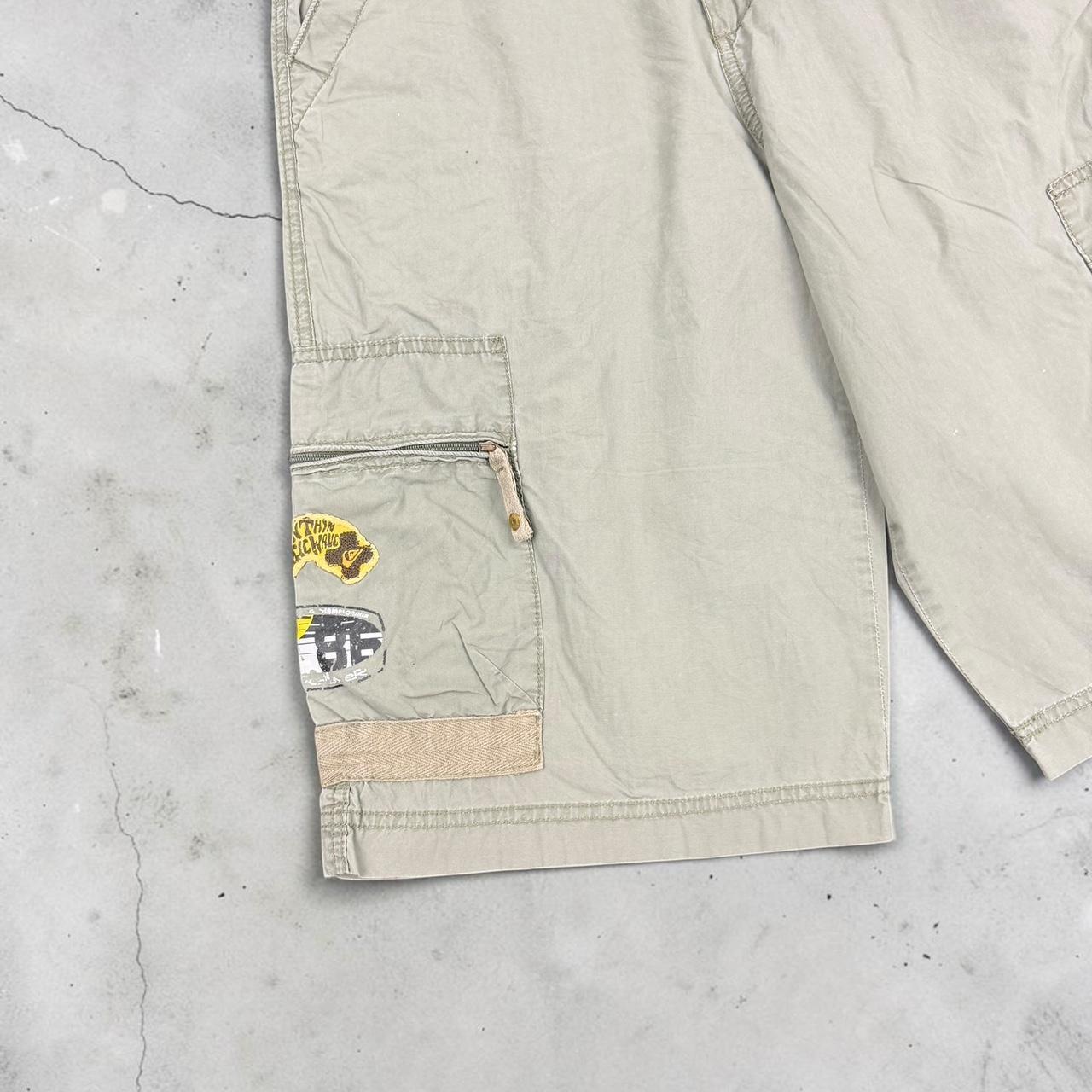 Quiksilver Vintage Y2K Surfwear board shorts cargo shorts