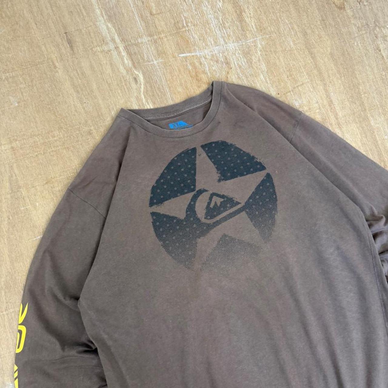 Quiksilver Surfwear brown Y2K long sleeve shirt