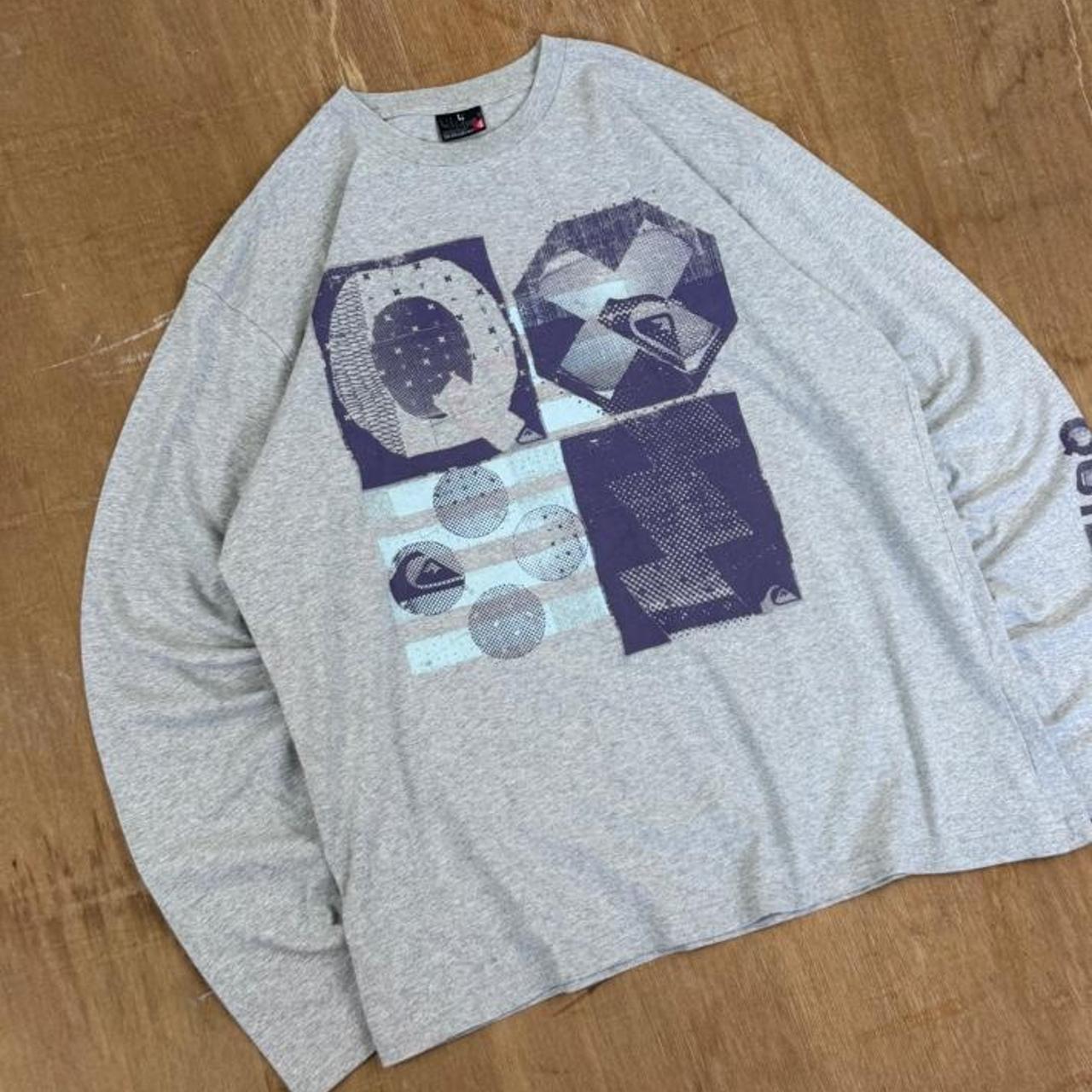 Quiksilver Surfwear grey and purple Y2K long sleeve shirt