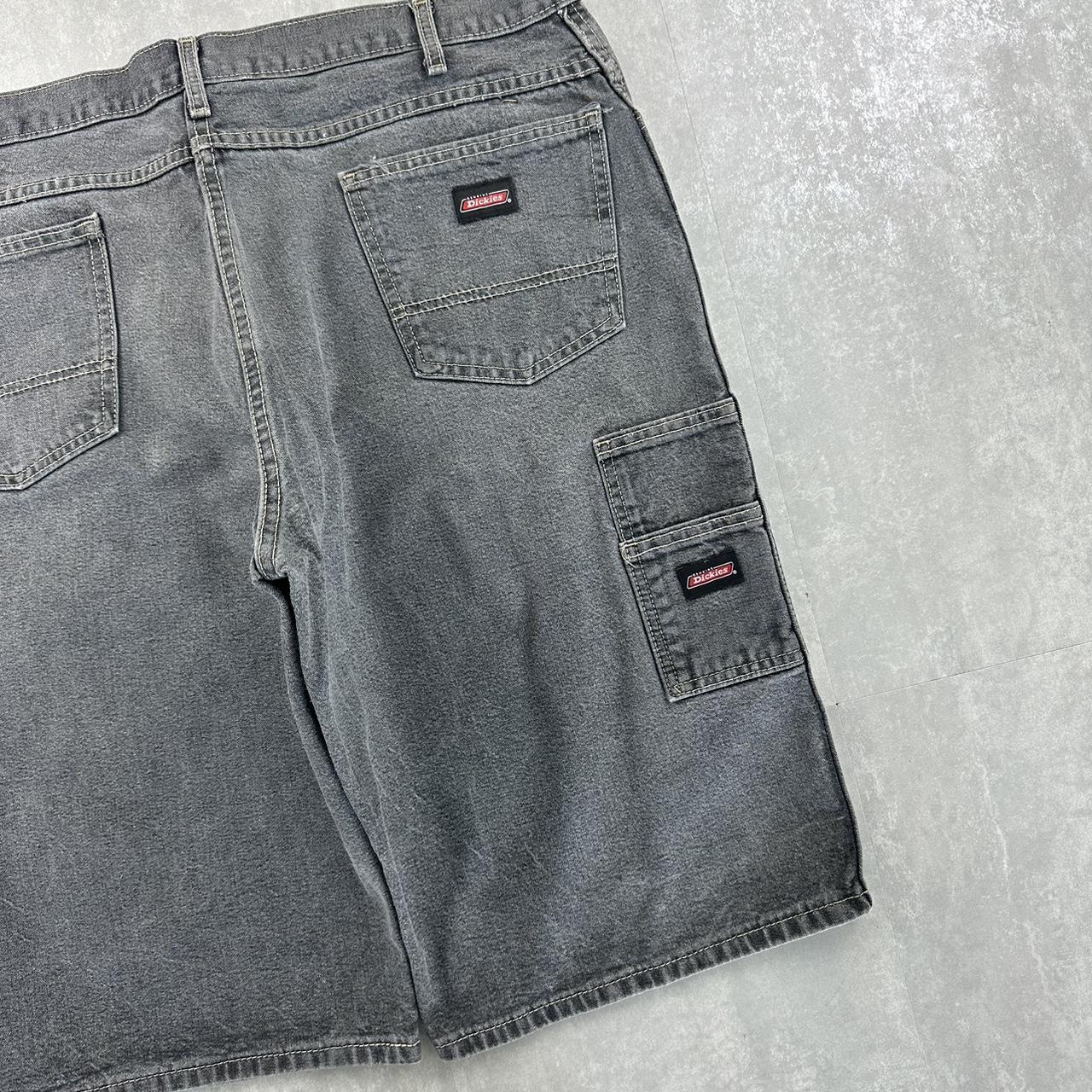 Dickies 2000s spellout carpenter fit skate jorts