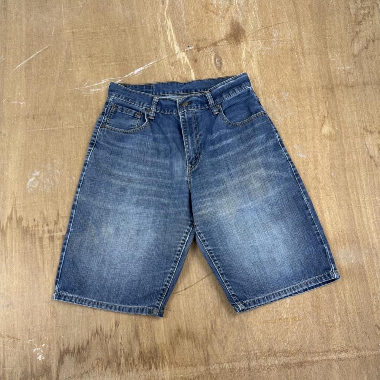 Levi’s 559 2000s relaxed denim jorts shorts
