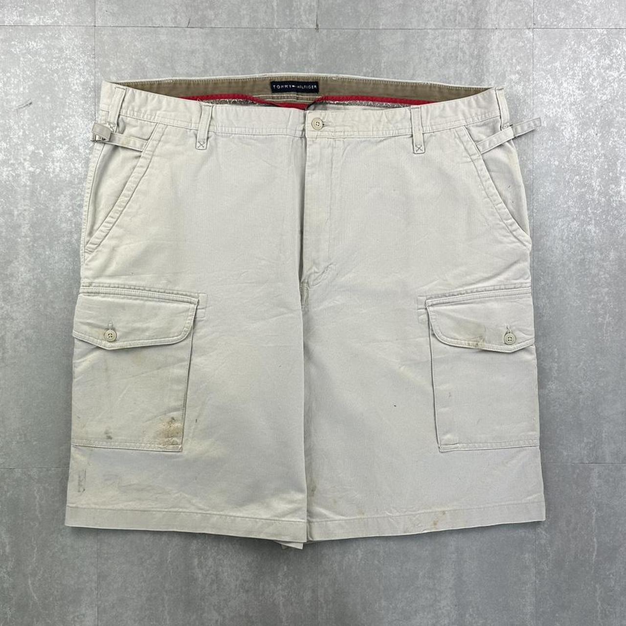 Tommy Hilfiger 2000s spellout cargo shorts