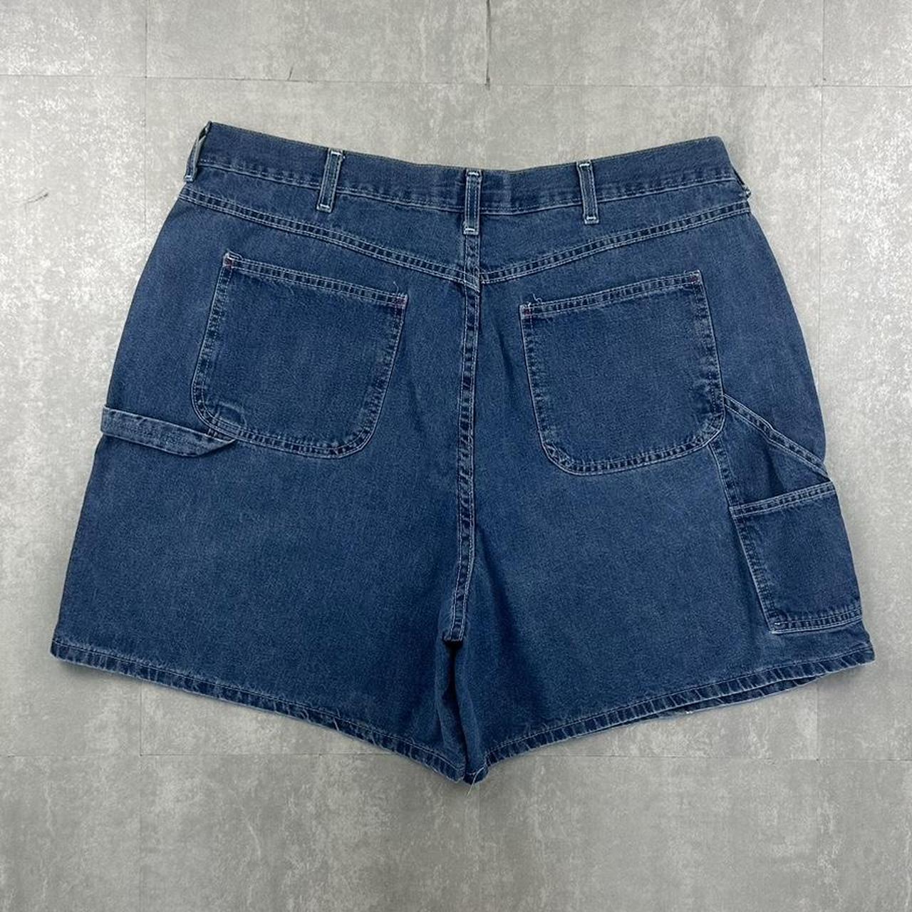 Baggy 2000s spellout carpenter style jorts