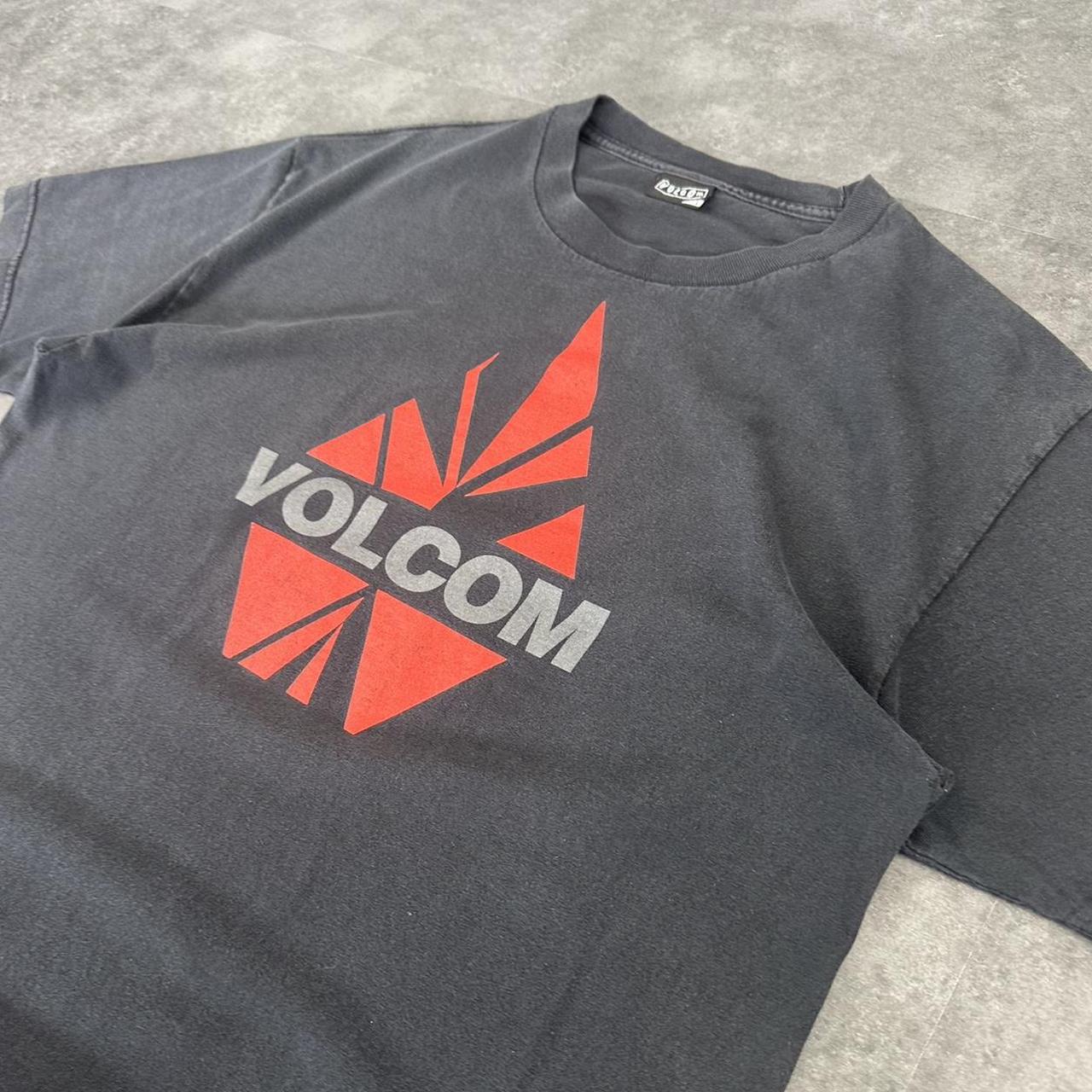 Volcom T 2000s Print Logo Red design graphic T shirt