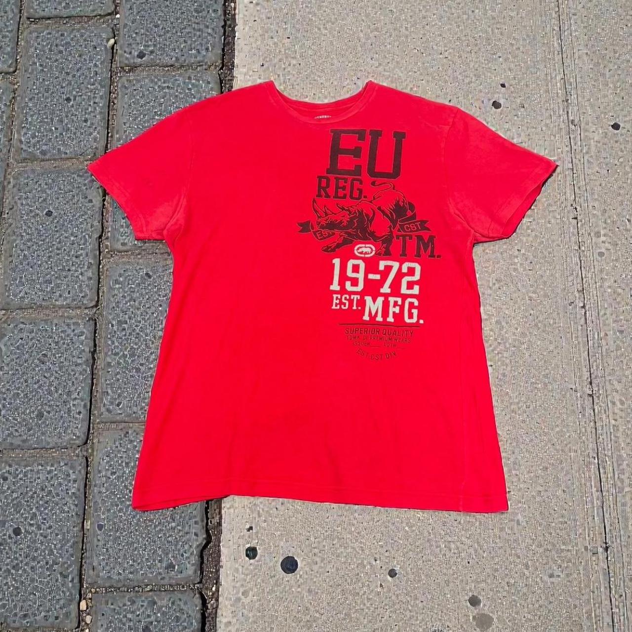 Ecko unltd Vintage Y2K hip hop grunge T Shirt