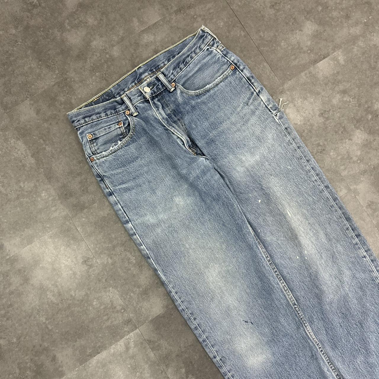 Levi’s 550 straight relaxed fit baggy jeans