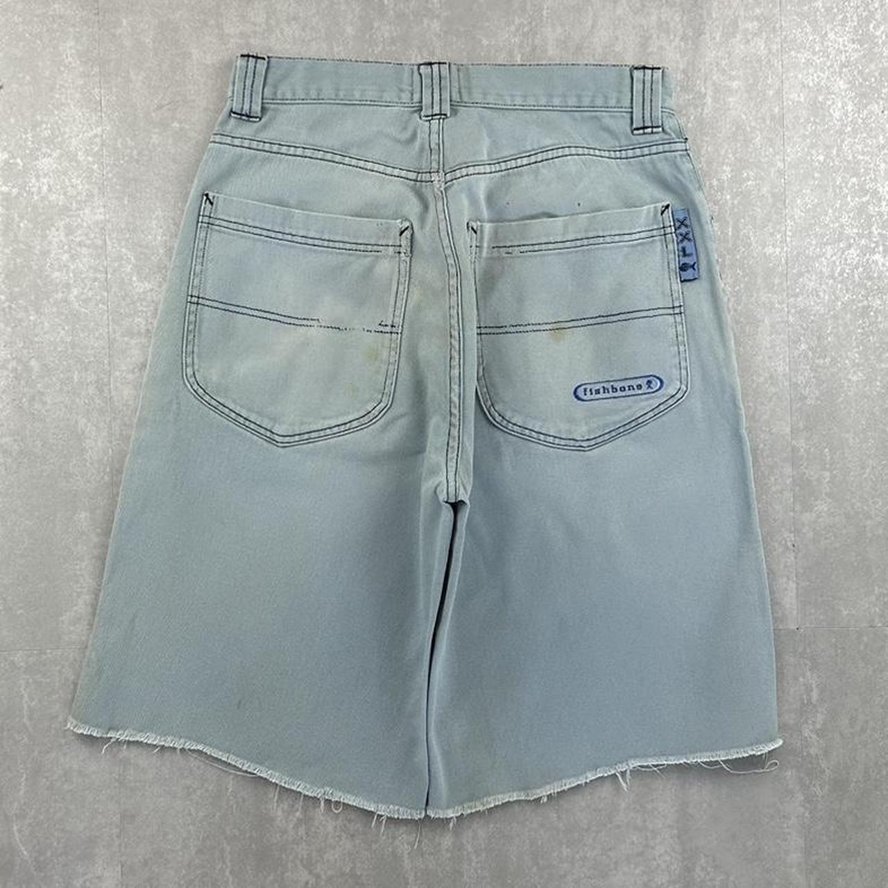 Fish bone 2000s spellout carpenter style skate jorts